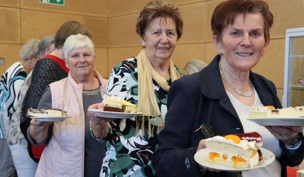 Frauentag in der Wolke 14