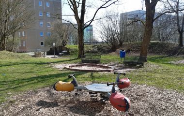 Ein Spielplatz im Wolkenrasen.