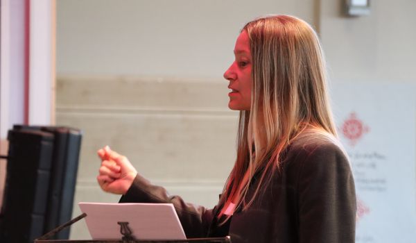 Frauentag in der Wolke 14