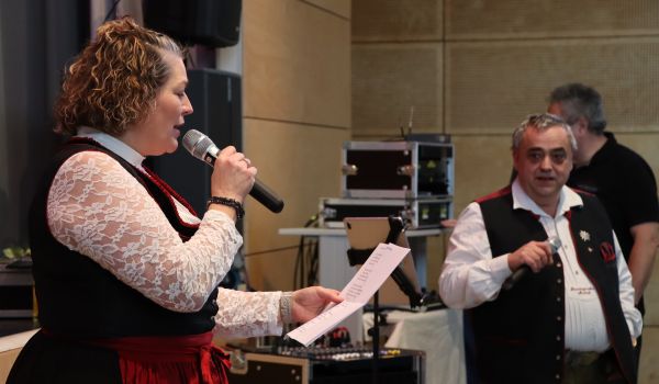 Frauentag in der Wolke 14