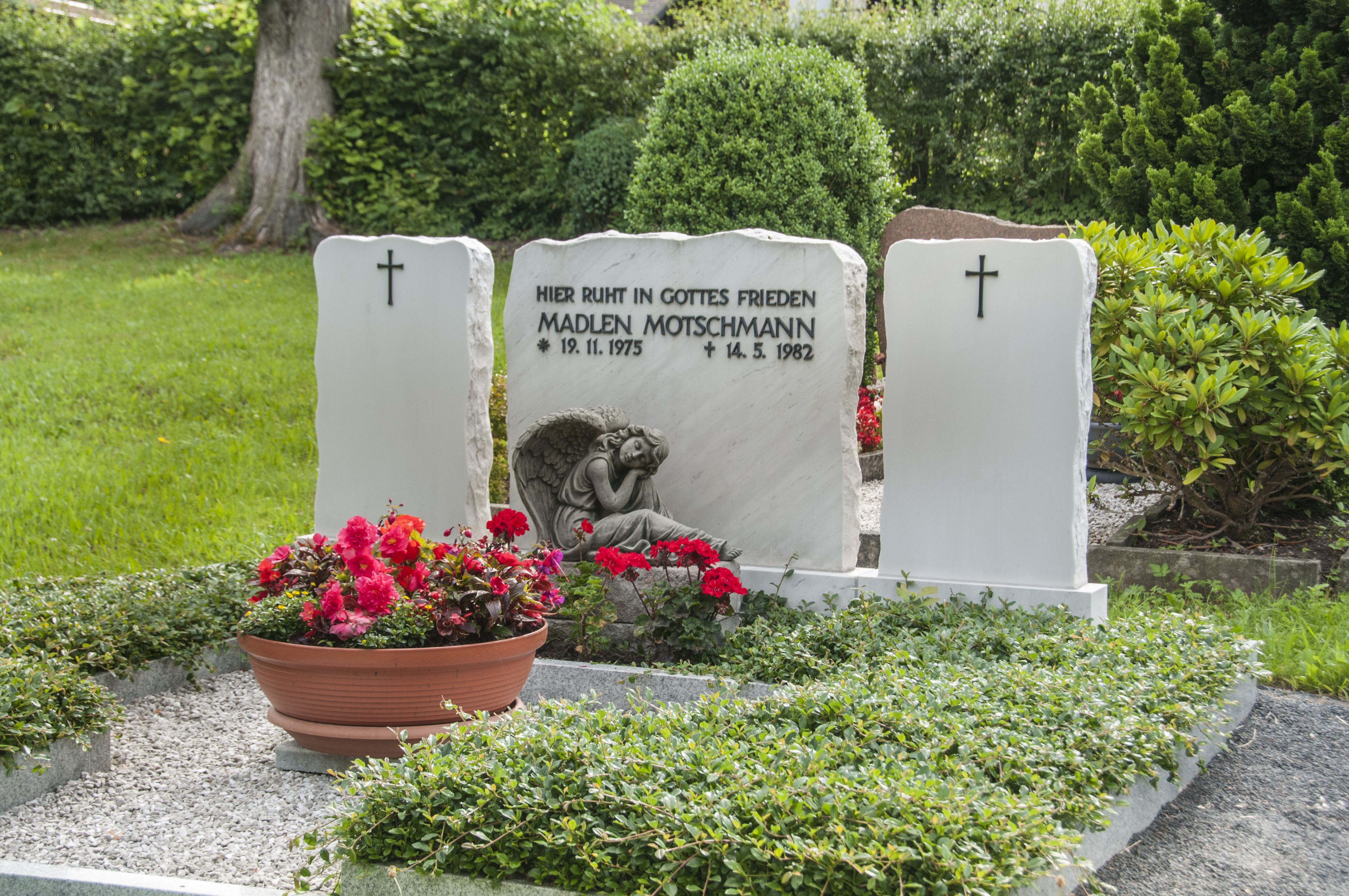 Familiengrabstätte auf dem Hauptfriedhof Sonneberg.